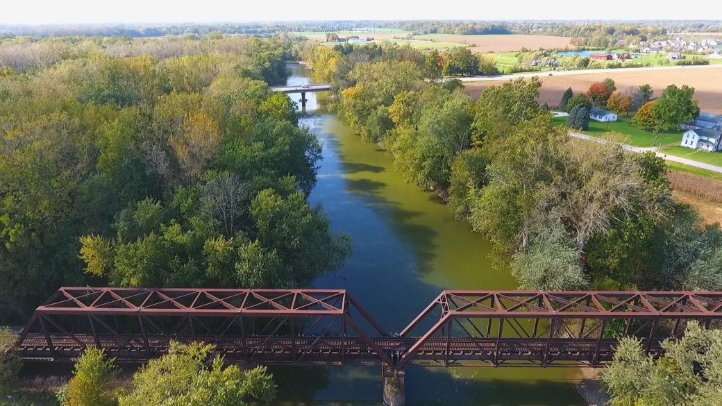Drone footage of New Haven Bridge
